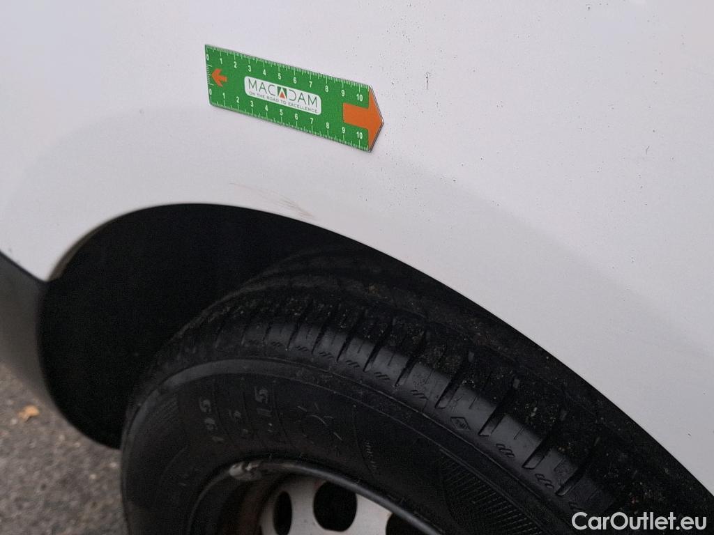  Citroen  Berlingo  Fourgon Club L1 (Court) 1.6 BlueHDi 100CV BVM5 E6 #19