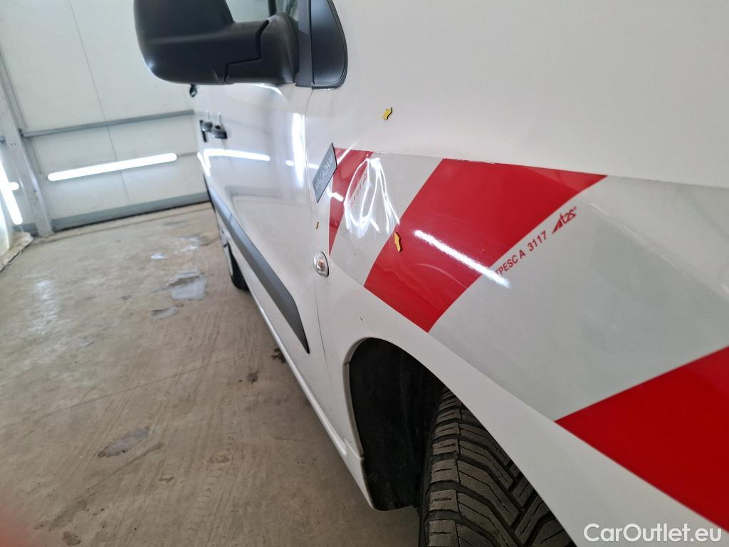  Citroen  Berlingo  Fourgon Business L1 (Court) 1.6 BlueHDi 100CV BVA6 E6 #18