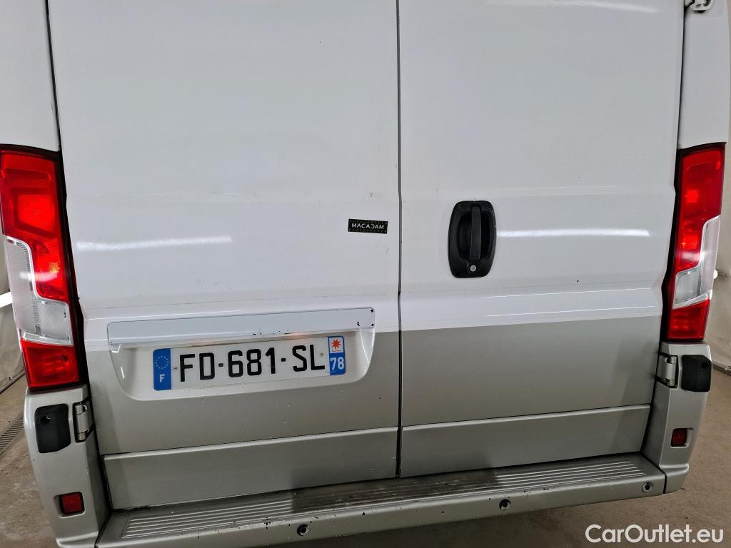  Citroen  Jumper CITROEN  / 2014 / 4P / Fourgon tôlé 35 L3H2 BlueHDi 110 BVM6 Club #61