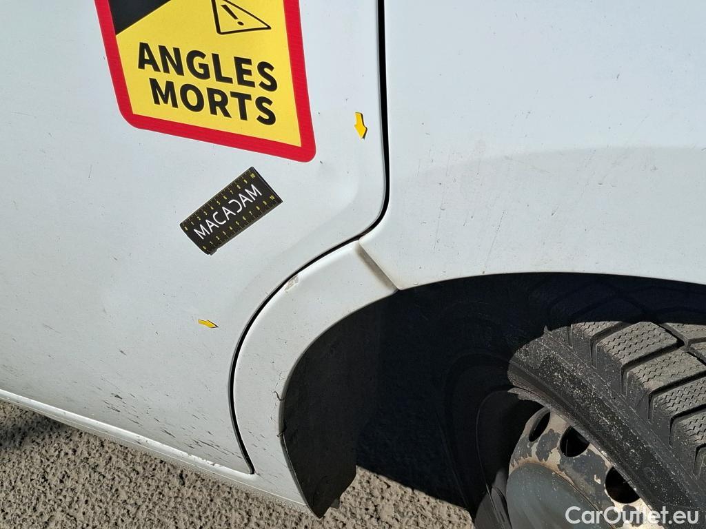  Renault  Master Renault V.I.  VU 2p Châssis cabine 2.3 150.35 CC L2 PFC C E4 P-MS #8