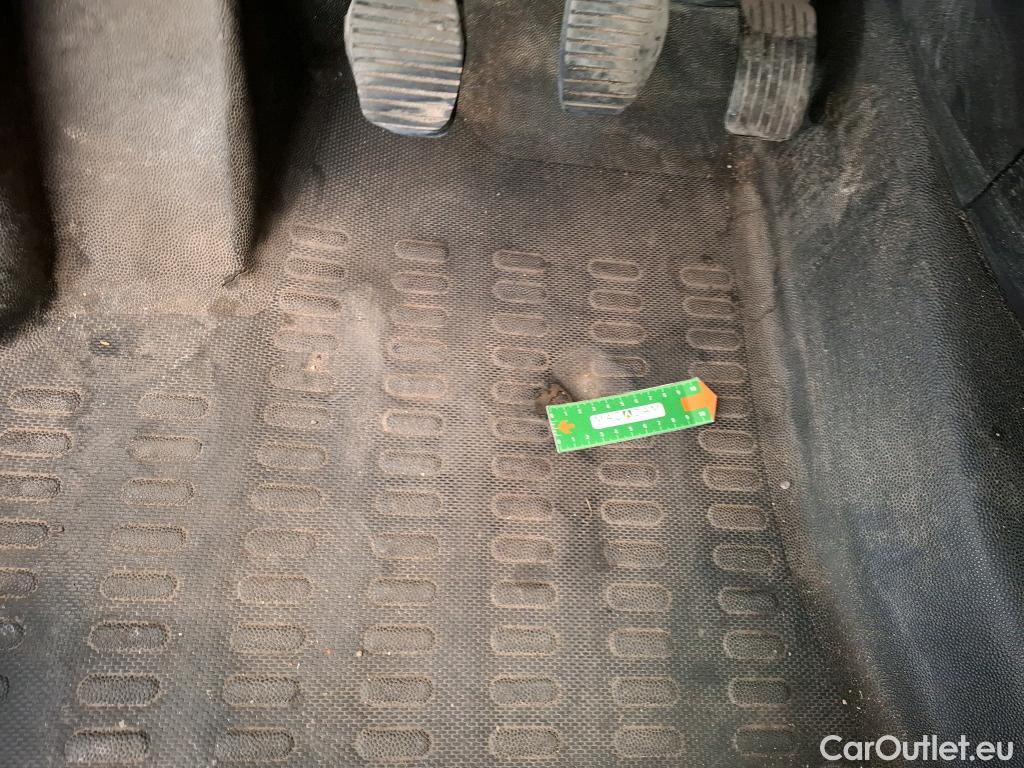  Citroen  Berlingo  Fourgon Club L1 (Court) 1.6 BlueHDi 100CV BVM5 E6 #31