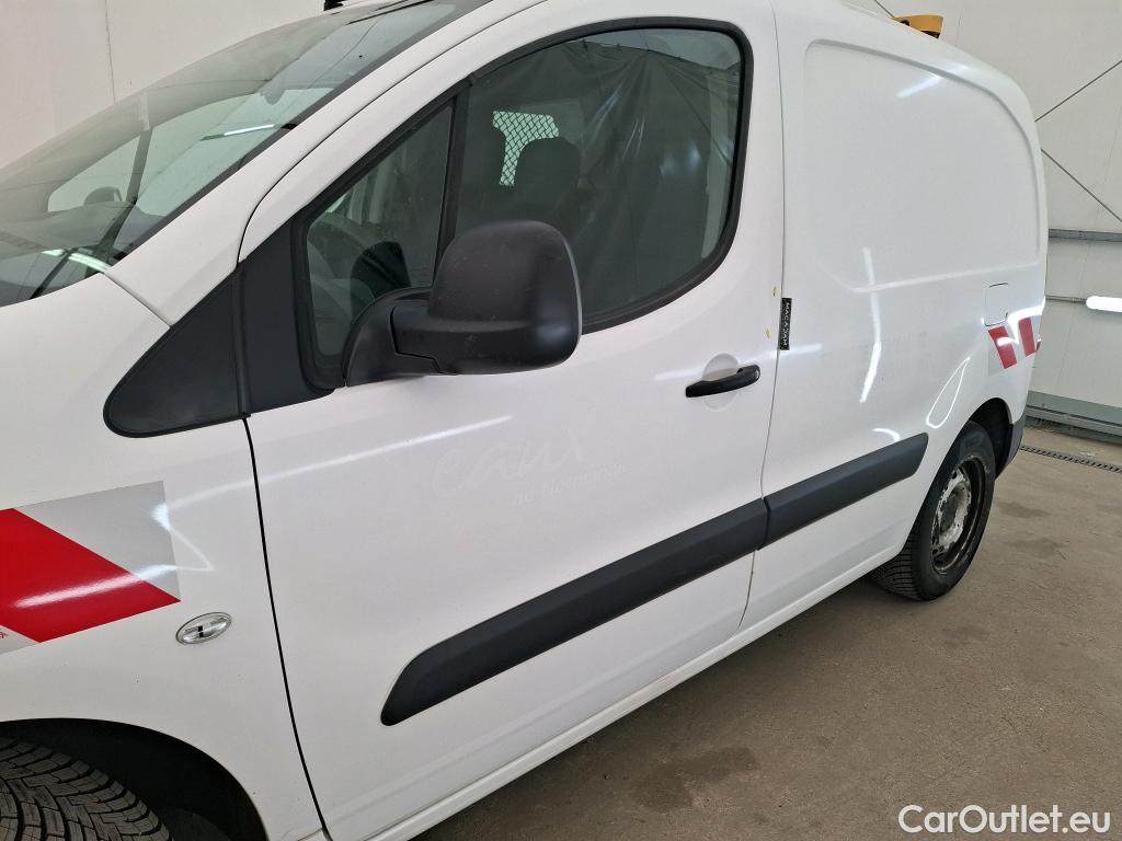  Citroen  Berlingo CITROEN  VU 3p Fourgonnette BlueHDi 100  ETG6 Club M #12