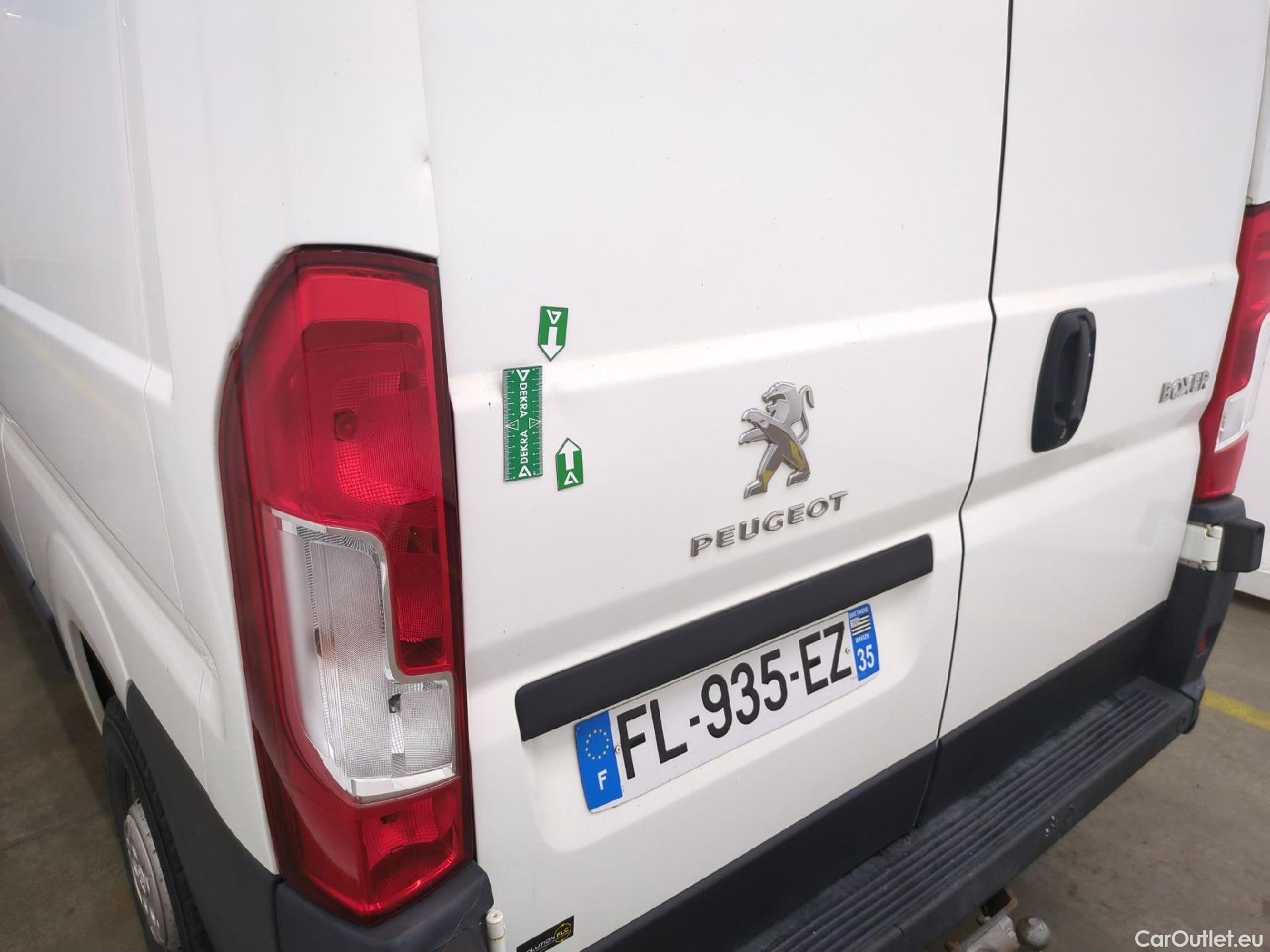  Peugeot  Boxer PEUGEOT  / 2014 / 4P / Fourgon tôlé BLUEHDI 130 S&S PREMIUM PA 335 L2H2 #45