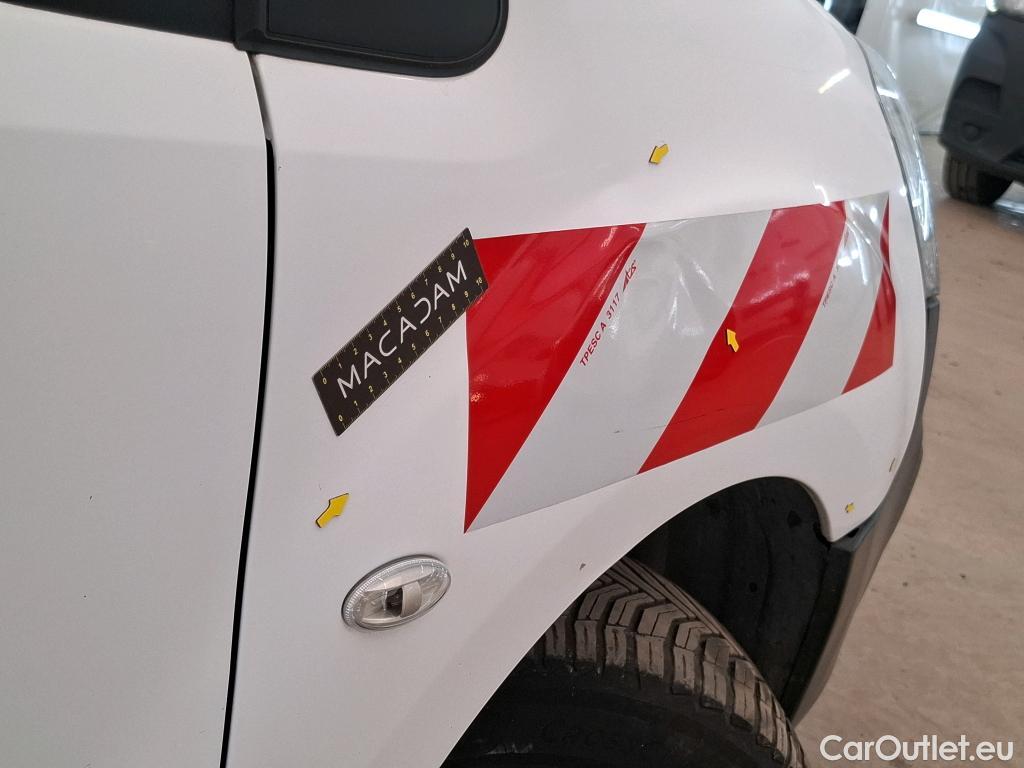  Citroen  Berlingo  Fourgon Business L1 (Court) 1.6 BlueHDi 100CV BVA6 E6 #23