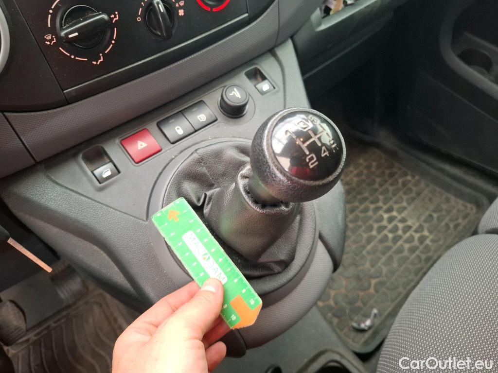  Citroen  Berlingo  Fourgon Club L1 (Court) 1.6 BlueHDi 100CV BVM5 E6 #9