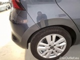  Nissan  Micra NISSAN  / 2016 / 5P / BERLINA IG 71 ACENTA #42