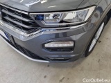  Volkswagen  T-ROC VOLKSWAGEN  / 2017 / 5P / SUV 1.5 TSI ACT BUSINESS DSG #25