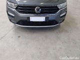  Volkswagen  T-ROC VOLKSWAGEN  / 2017 / 5P / SUV 1.5 TSI ACT BUSINESS DSG #29