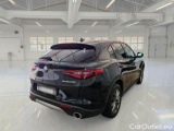 Alfa Romeo   STELVIO ALFA ROMEO / 2017 / 5P / SUV 2.2 TURBO DIESEL 190CV BUSINESS AT8 Q4 #2