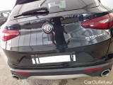  Alfa Romeo   STELVIO ALFA ROMEO / 2017 / 5P / SUV 2.2 TURBO DIESEL 190CV BUSINESS AT8 Q4 #55