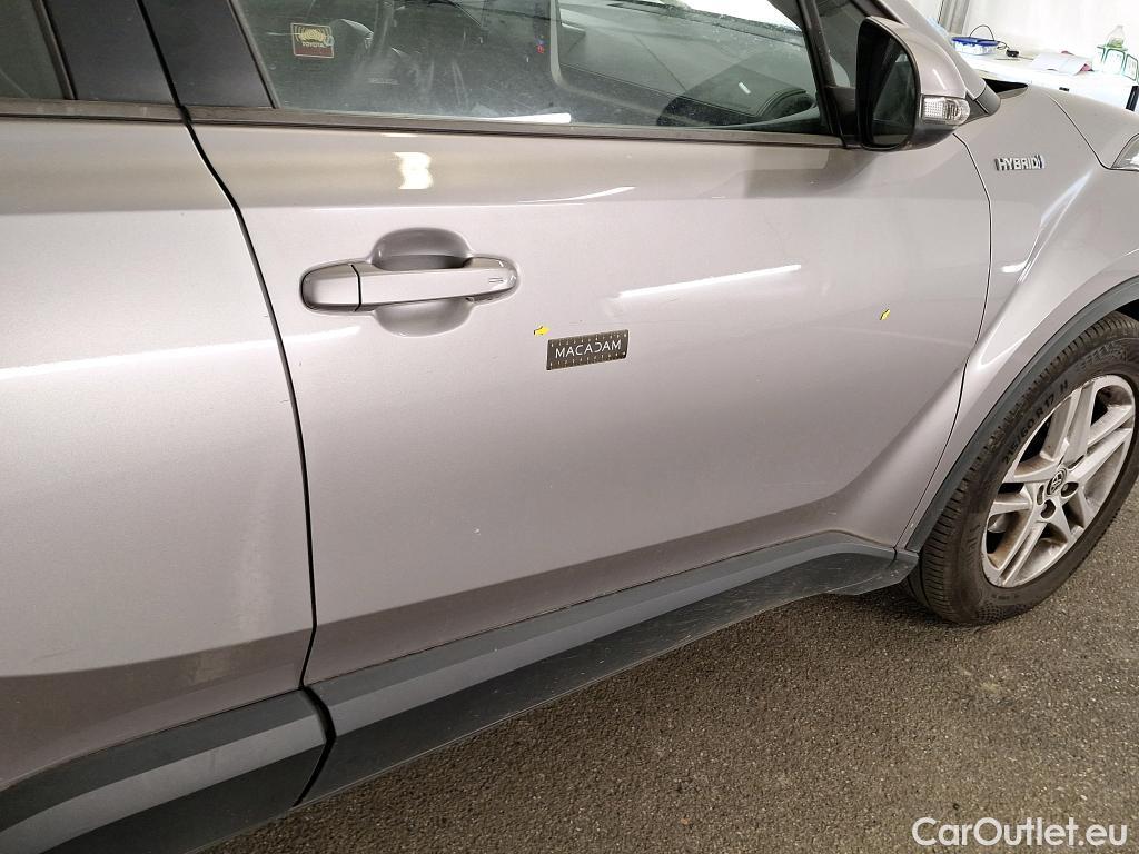  Toyota  C-HR TOYOTA  / 2016 / 5P / SUV 2.0 HYBRIDE 184 DYNAMIC BUSINESS #82