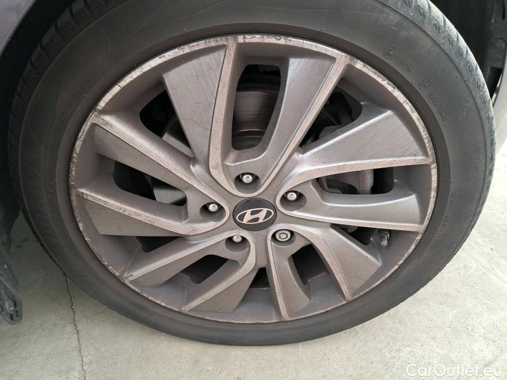  Hyundai  i30 HYUNDAI  5p Berline 1.0 T-GDI 120 Edition #Mondial #8