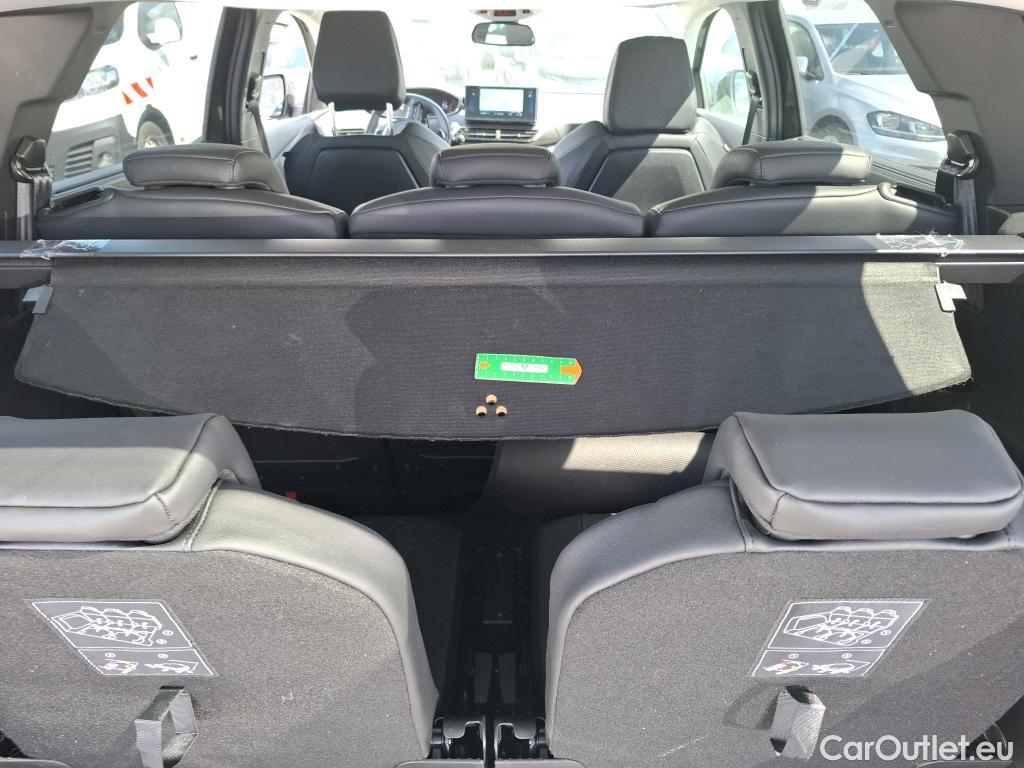  Peugeot  5008  Allure Pack 1.5 HDi 130CV BVA8 7 Sieges E6d / VO RECONDITIONNE - PHOTOS AVANT RECONDITIONNEMENT #12