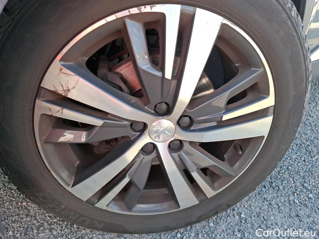  Peugeot  5008  Allure Pack 1.5 HDi 130CV BVA8 7 Sieges E6d / VO RECONDITIONNE - PHOTOS AVANT RECONDITIONNEMENT #2