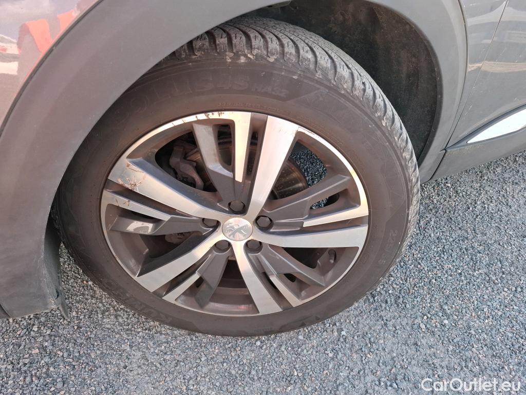  Peugeot  5008  Allure Pack 1.5 HDi 130CV BVA8 7 Sieges E6d / VO RECONDITIONNE - PHOTOS AVANT RECONDITIONNEMENT #1