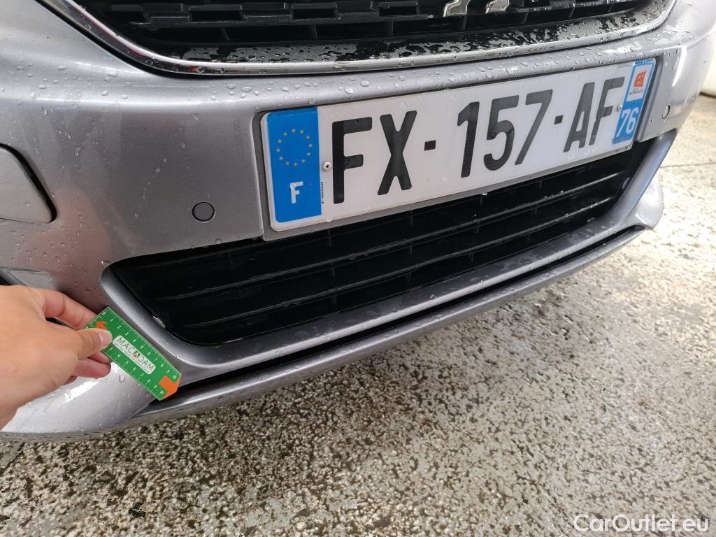  Peugeot  308 PEUGEOT  / 2017 / 5P / Berline Puretech 110 SS Active Business / VO RECONDITIONNE - PHOTOS AVANT RECONDITIONNEMENT #9