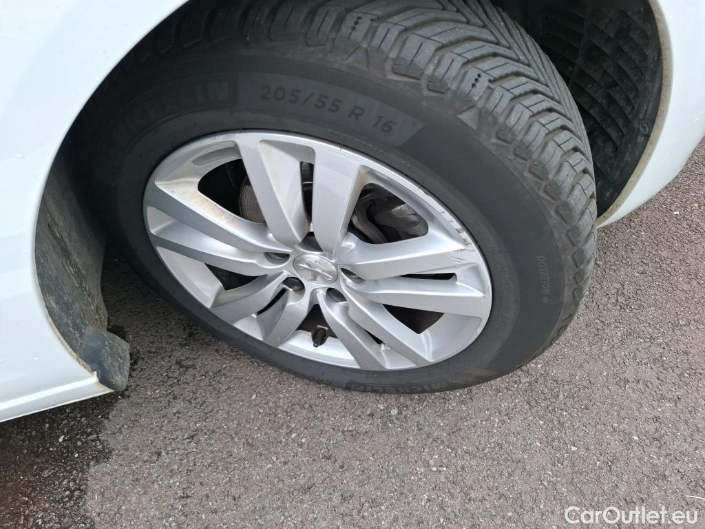  Peugeot  308  Active Business 1.2 PureTech #10