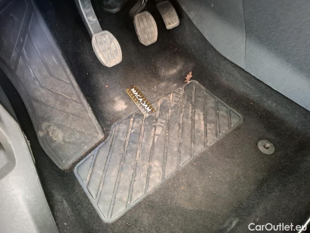  Citroen  C5  Aircross Business 1.5 BlueHDi 130CV BVM6 E6d / VO RECONDITIONNE - PHOTOS AVANT RECONDITIONNEMENT #4