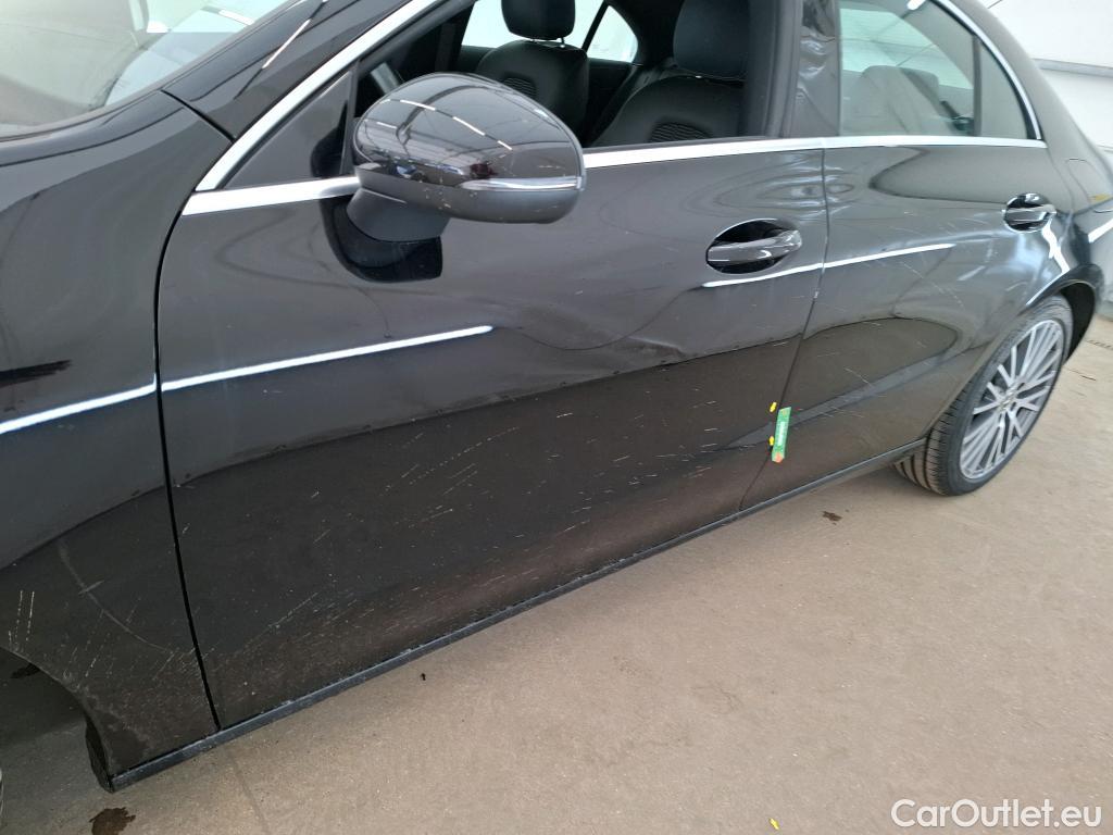  Mercedes  CLA-Klasse MERCEDES-BENZ CLA Coupe / 2019 / 4P / Coupé CLA 200 d Business Line BA8 #1