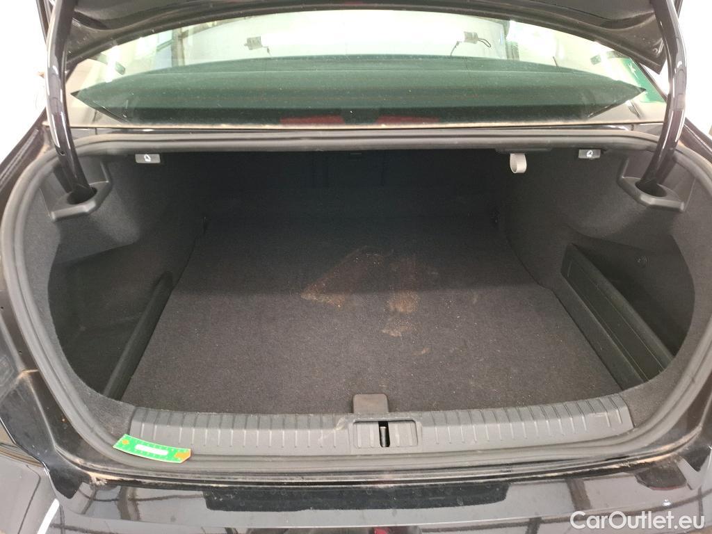  Volkswagen  Passat  Berline Business 2.0 TDI 120CV BVA7 E6d #9