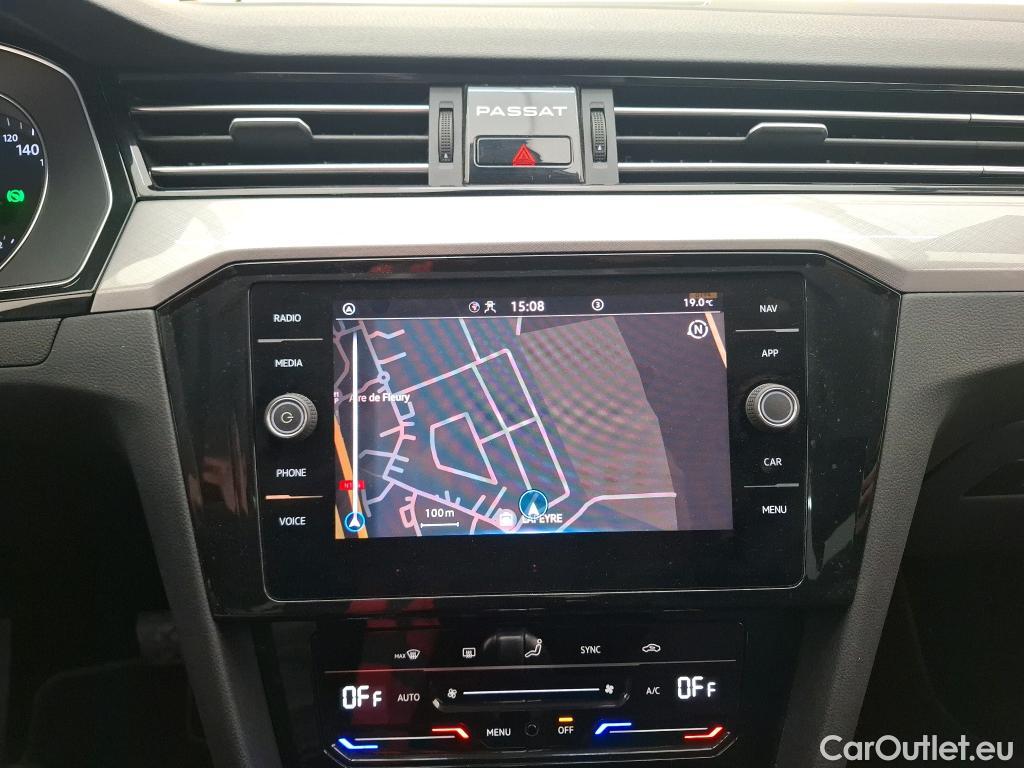 Volkswagen  Passat VOLKSWAGEN  / 2019 / 4P / Berline 1.4 TSI DSG HYBRIDE RECHAR GTE BUSINESS(SL) #7