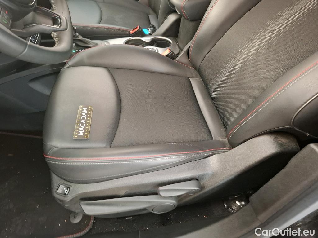  Fiat  500 X Sport 1.3 GSE 150CV BVM6 E6d #33
