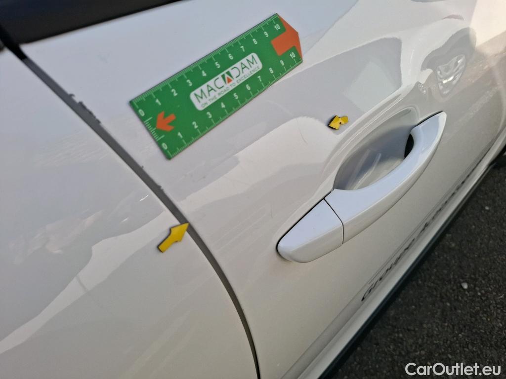  Citroen  C3  Société Feel Nav 1.2 PureTech 80CV BVM5 E6d #6