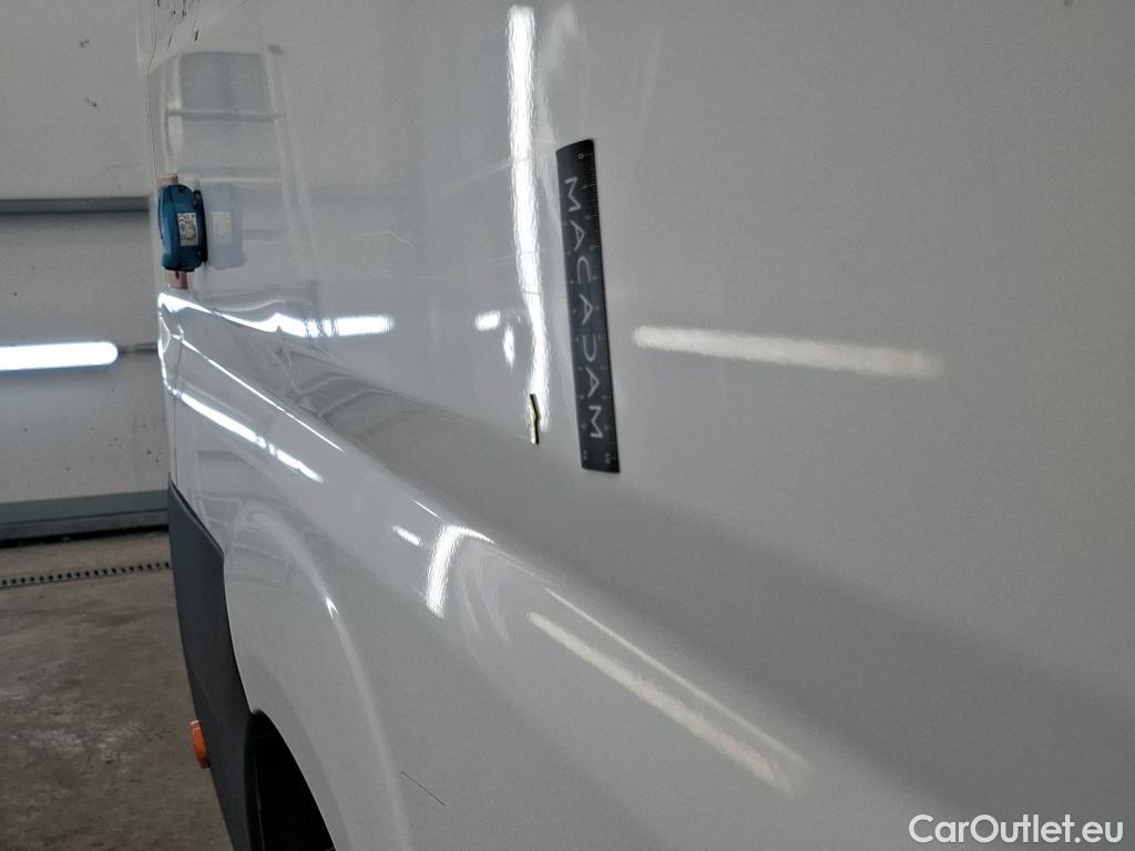  Peugeot  Boxer PEUGEOT  VU 4p Fourgon 2.0 BLUEHDI 130 S&S PREMIUM 335 L3H2 #20