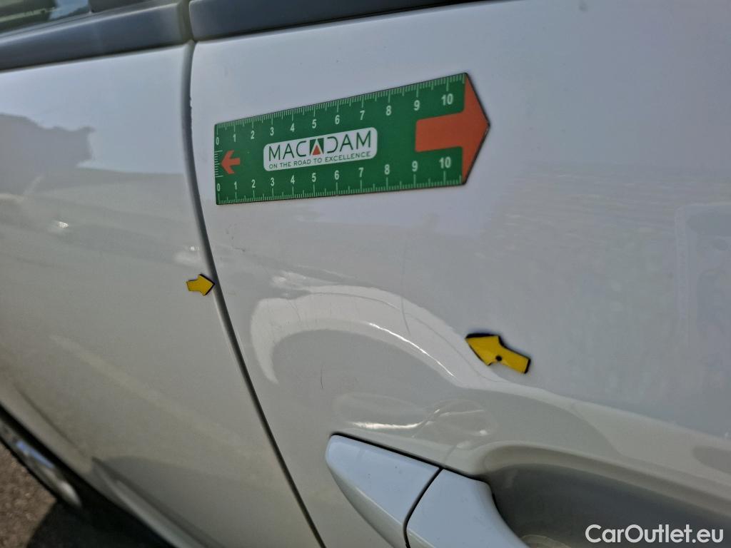  Citroen  C3  Société Feel Nav 1.2 PureTech 80CV BVM5 E6d #8