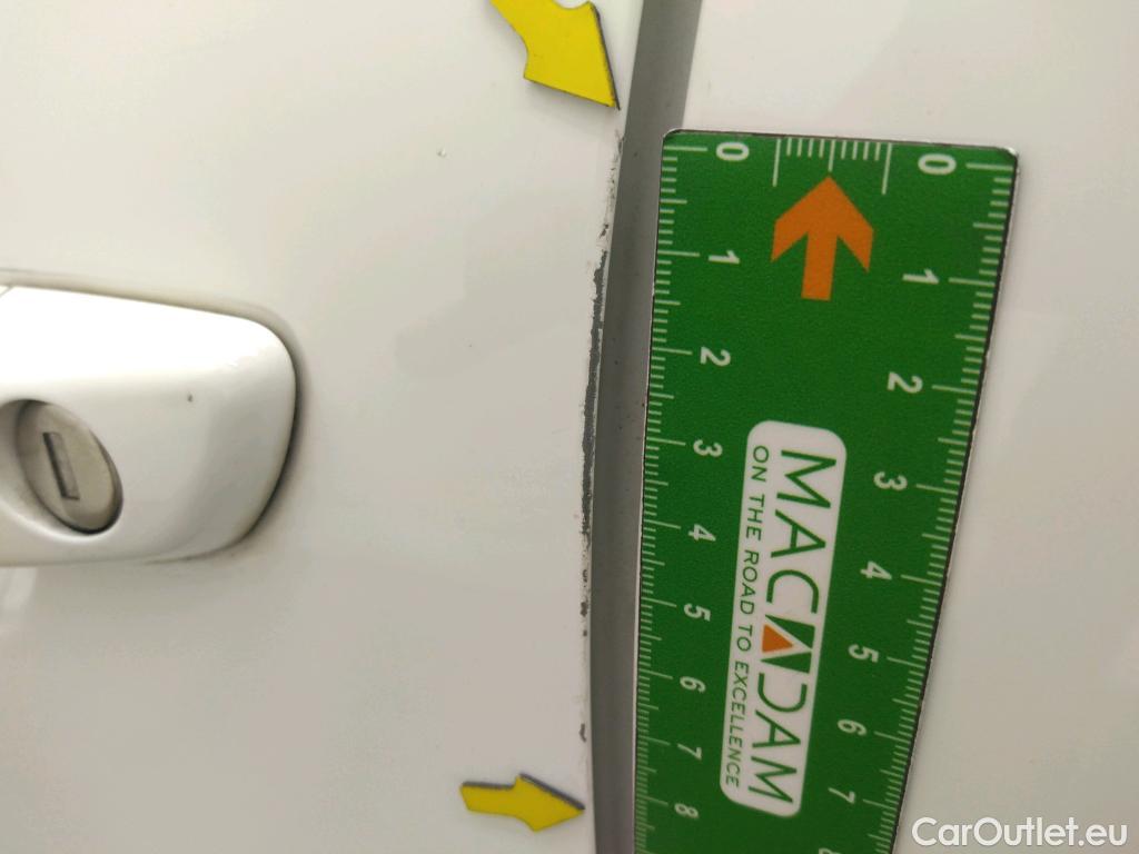  Citroen  C3  Société Feel 1.5 BlueHDI 100CV BVM6 E6d #8