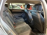  Volkswagen  Passat TDI 200 4M SC Executive R-Line Drag Värmare #16