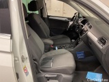  Volkswagen  Tiguan TSI 190 4M Drag Cockpit #8