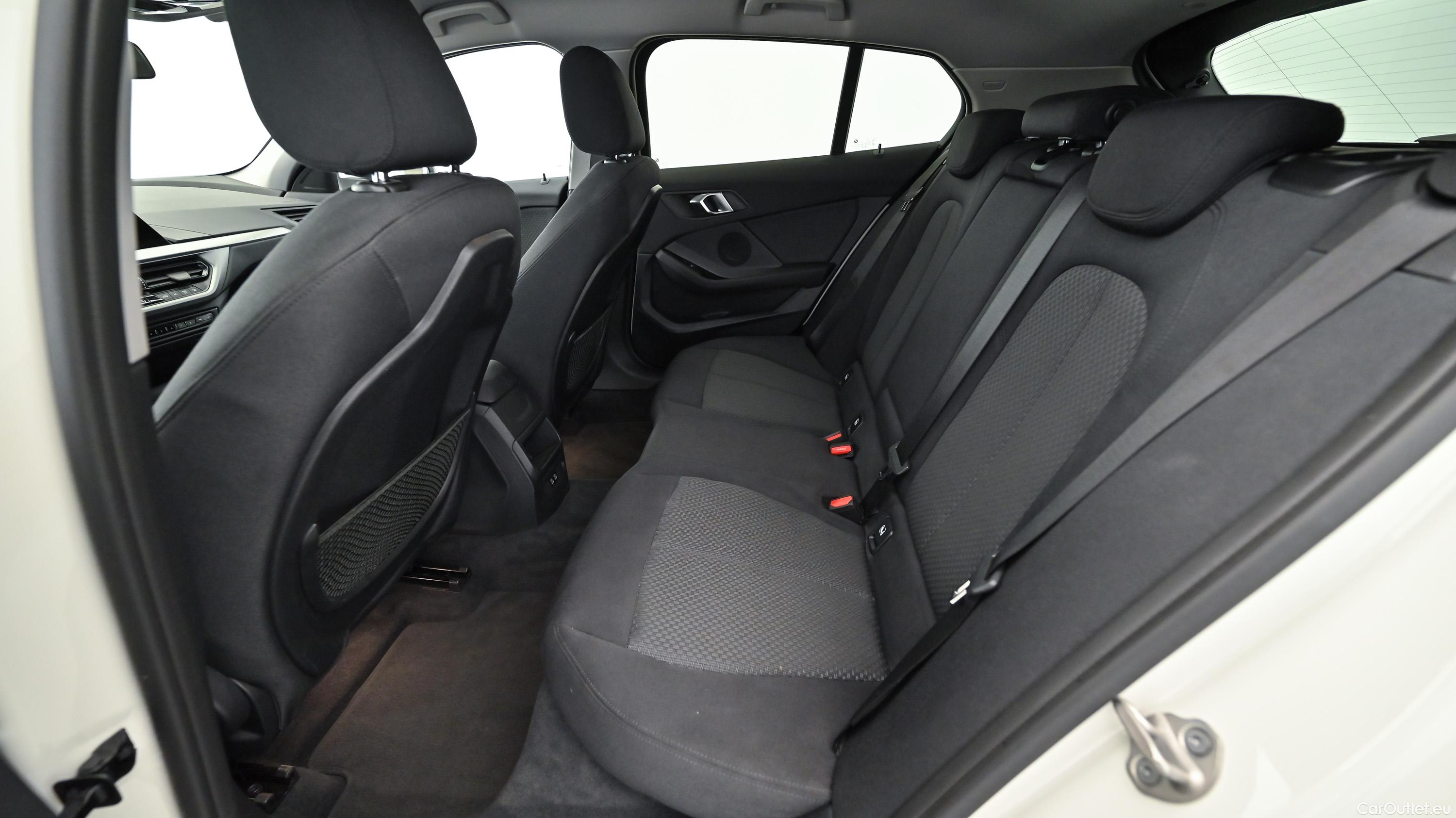 Bmw  Serie 1 (F40) - Manual Diesel  23 #18