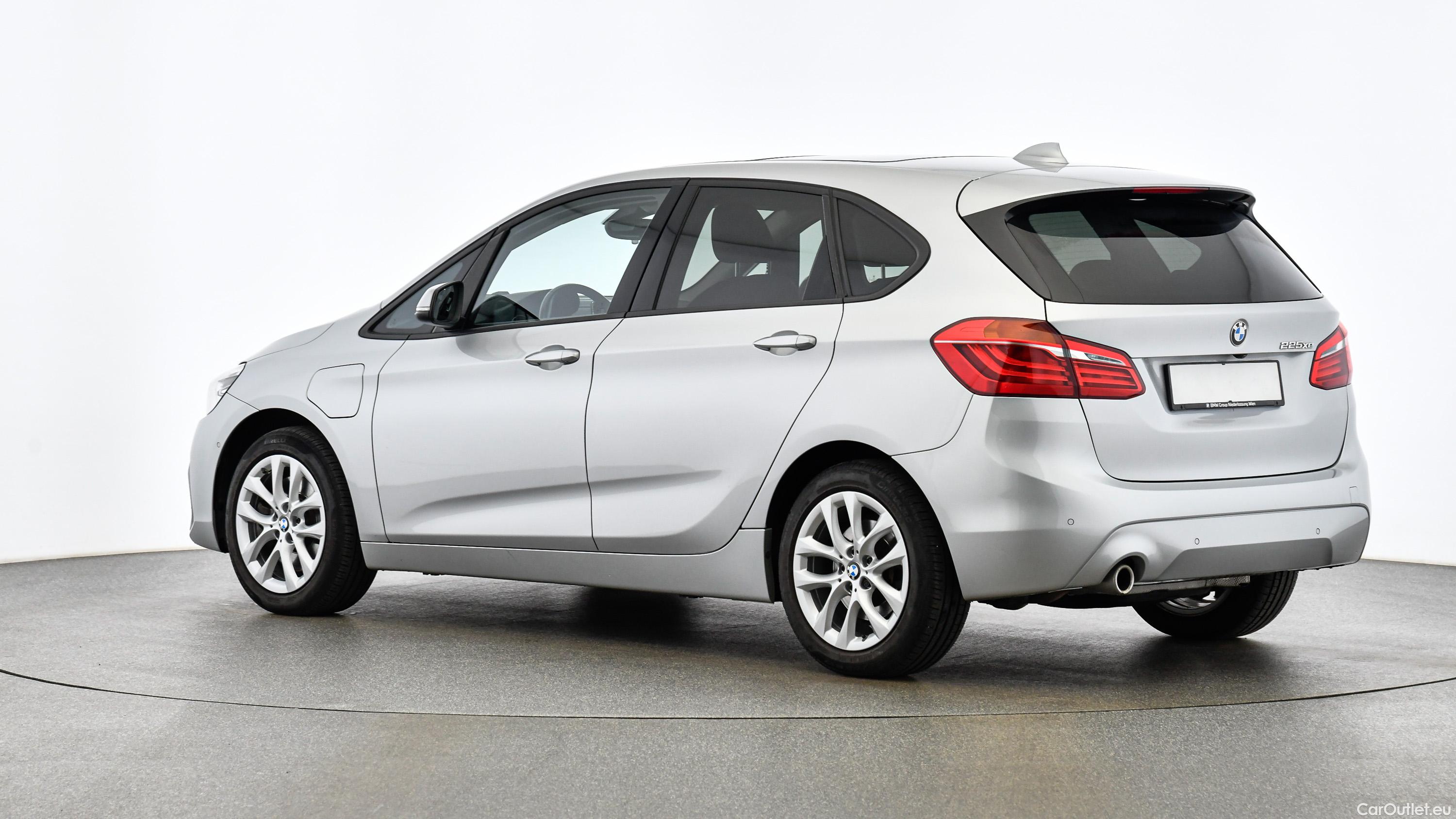 Bmw  Serie 2 PHEV iPerf. Active Tourer Aut. (F45) - Automatic Petrol/Electric  22 #6