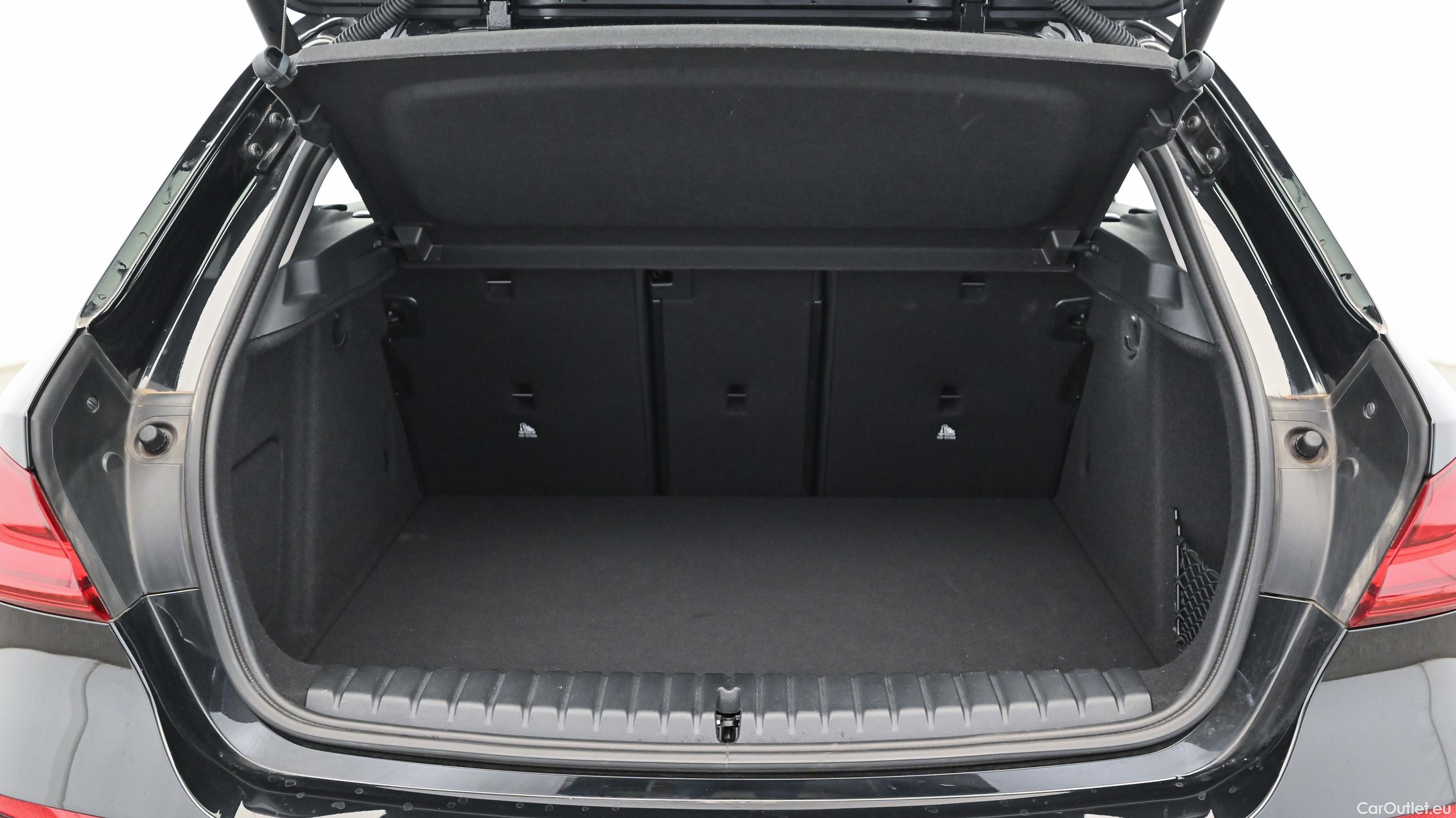 Bmw  Serie 1 xDrive Aut. (F40) - Automatic Diesel  21 #17