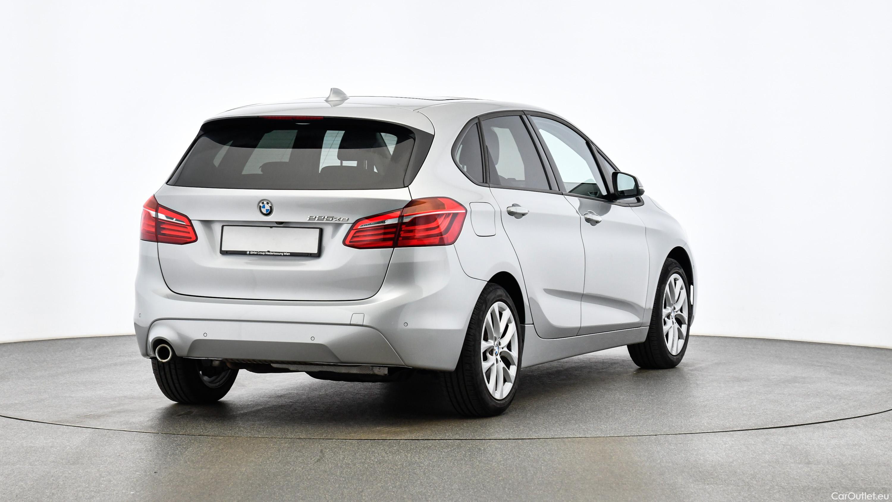 Bmw  Serie 2 PHEV iPerf. Active Tourer Aut. (F45) - Automatic Petrol/Electric  22 #9