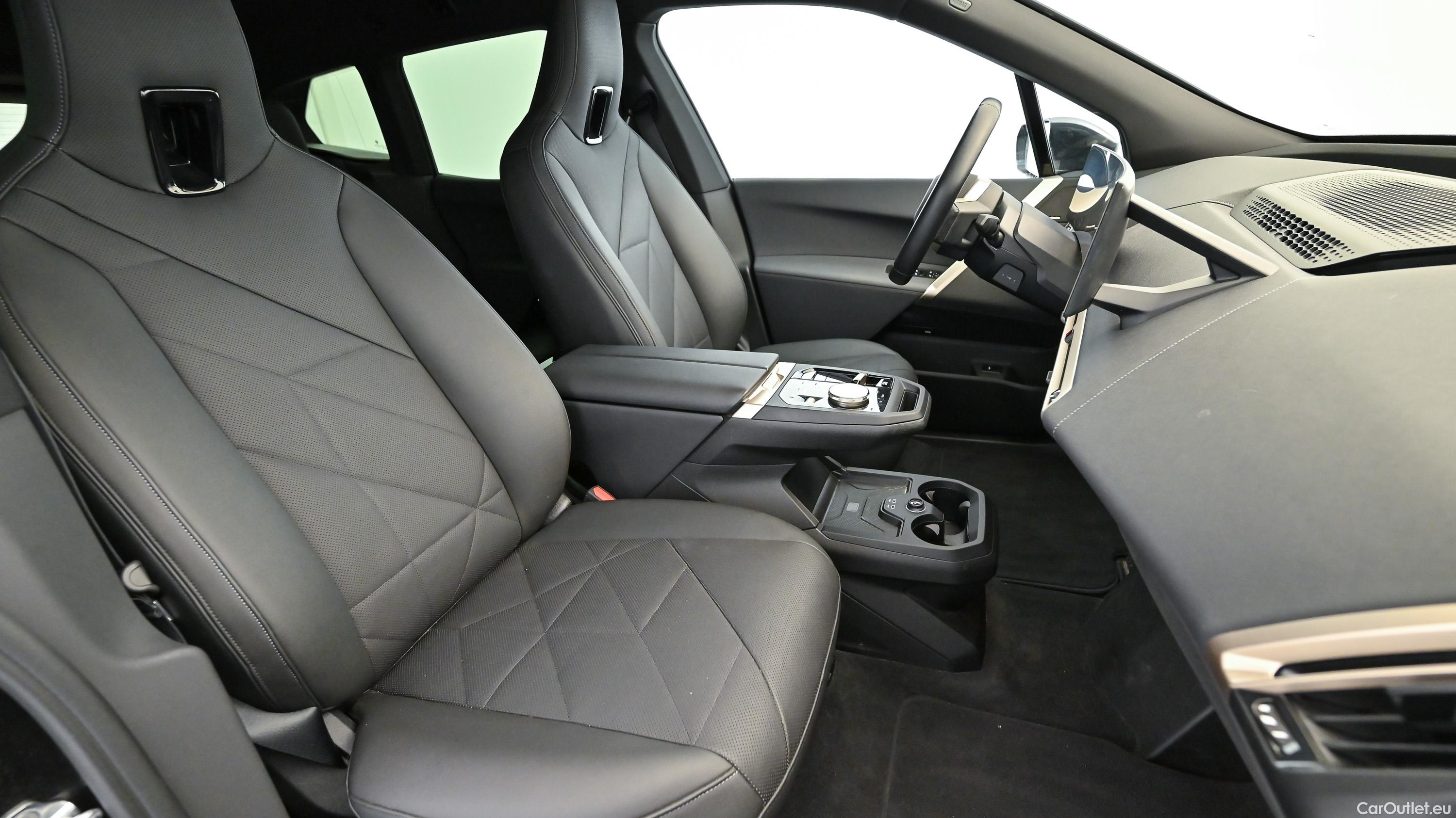 Bmw  iX xDrive40 71kWh - Automatic Electric  14 #28