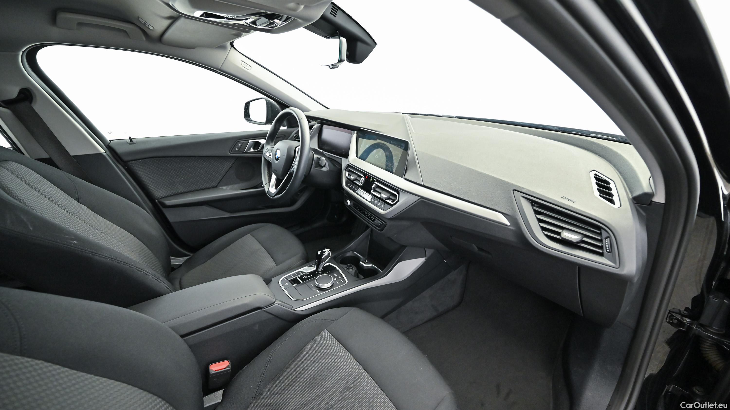 Bmw  Serie 1 xDrive Aut. (F40) - Automatic Diesel  21 #30