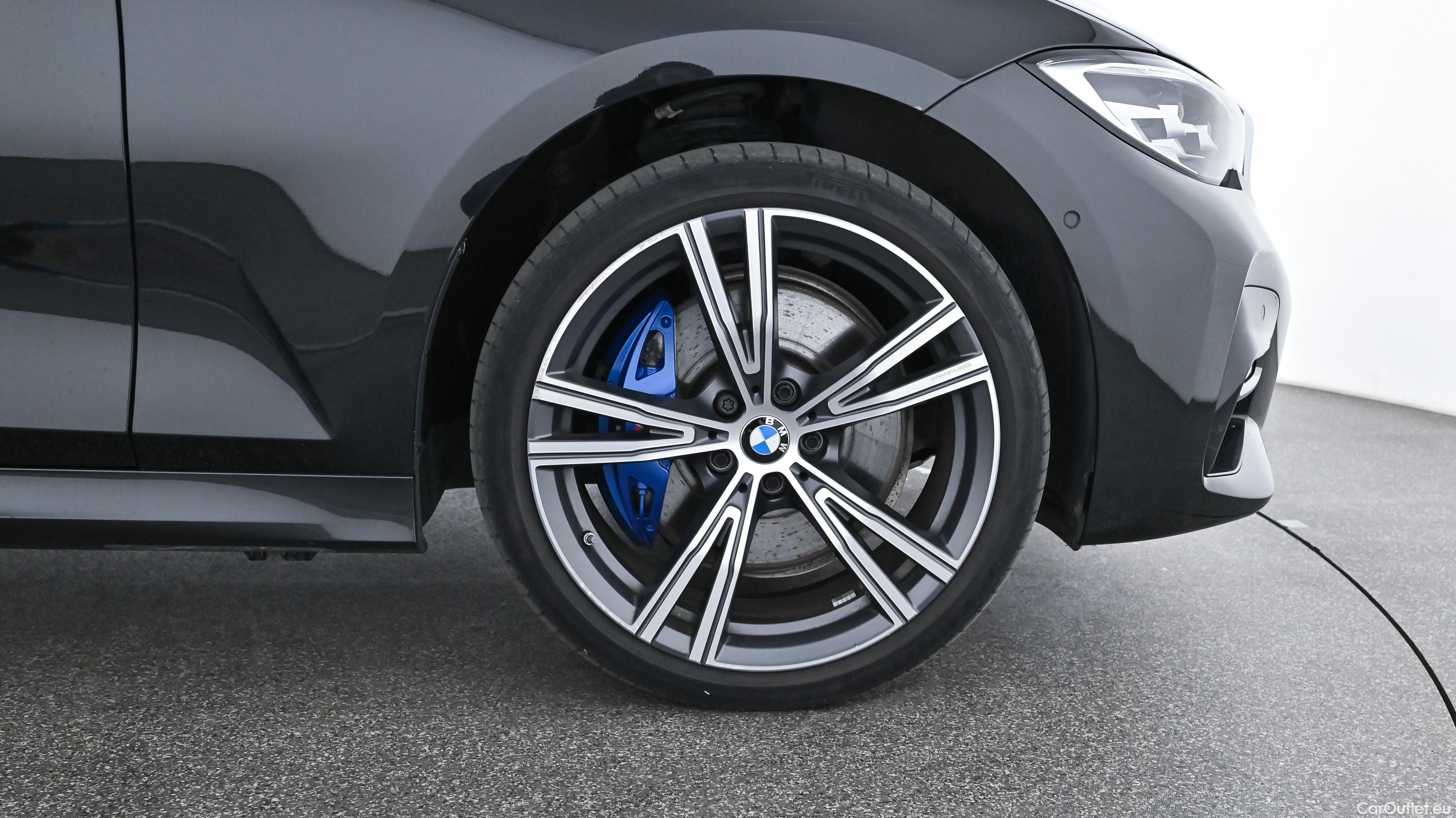 Bmw  Serie 3 PHEV xDrive Touring Aut. (G21) M Sport Automatic Petrol/Electric  35 #33
