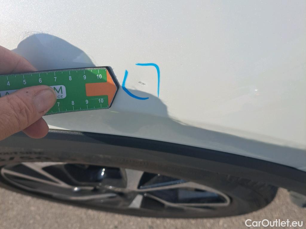  Toyota  C-HR TOYOTA  / 2019 / 5P / todoterreno 1.8 125H Advance #5