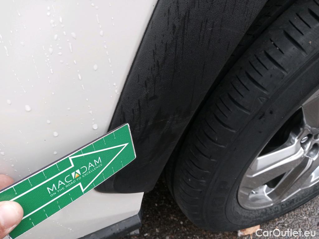  Toyota  RAV4 TOYOTA  / 2018 / 5P / todoterreno 2.5l 220H Luxury #19