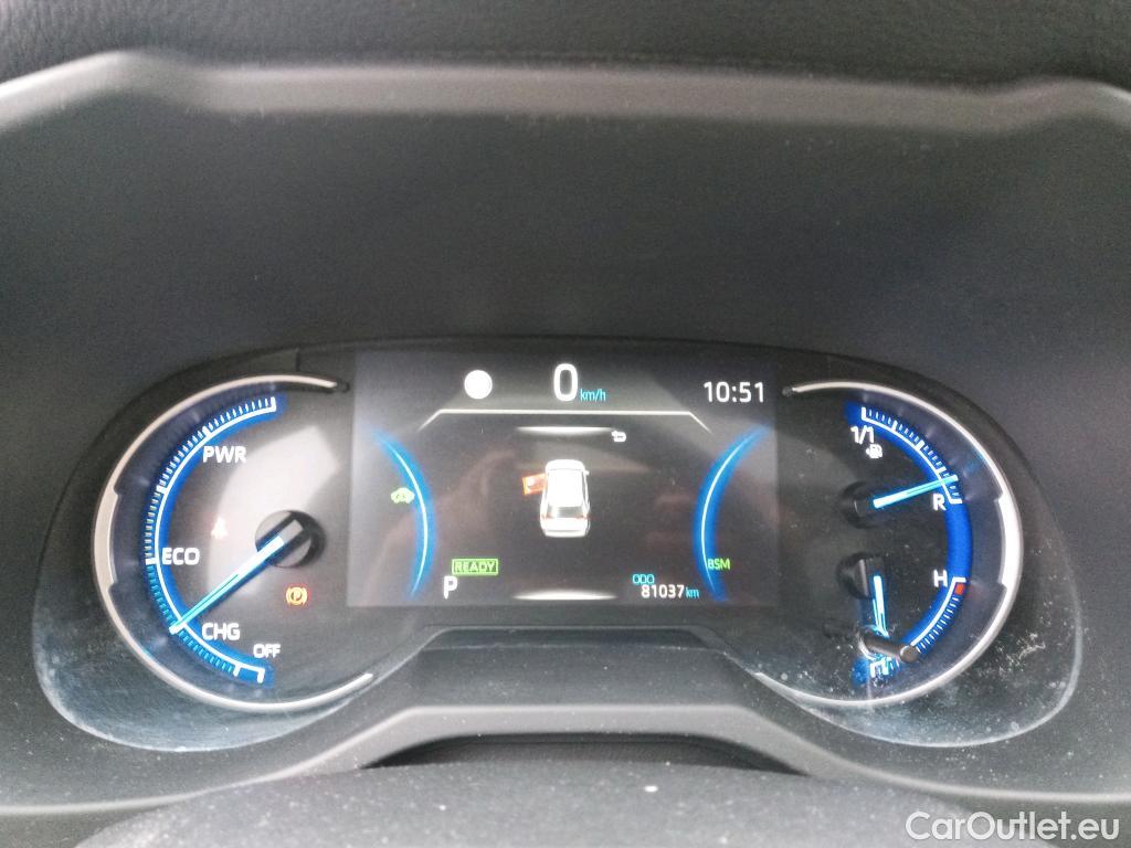  Toyota  RAV4 TOYOTA  / 2018 / 5P / todoterreno 2.5l 220H Luxury #27