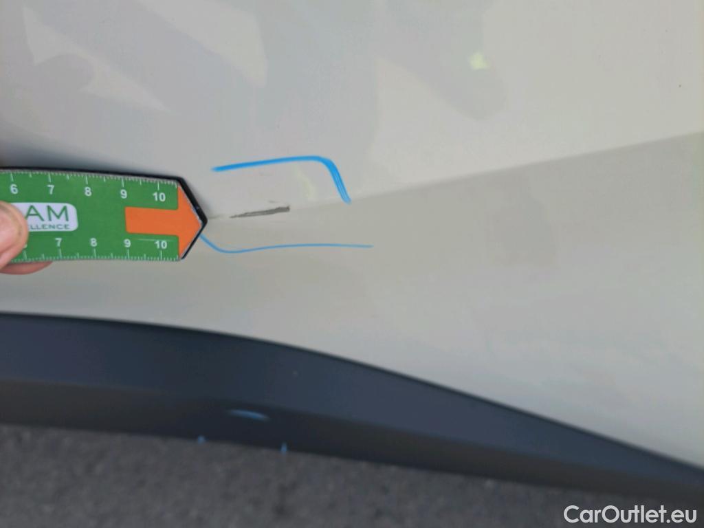  Toyota  C-HR TOYOTA  / 2019 / 5P / todoterreno 1.8 125H Advance #18