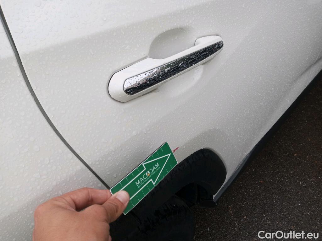  Toyota  RAV4 TOYOTA  / 2018 / 5P / todoterreno 2.5l 220H Luxury #6