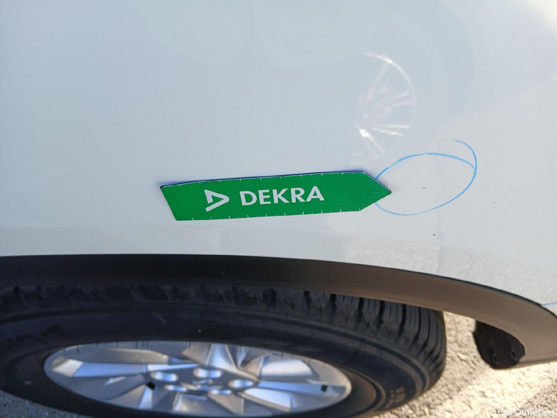  Land Rover  Discovery SSANGYONG Rexton / 2021 / 5P / todoterreno D22DTR 4x4 Pro Auto #20