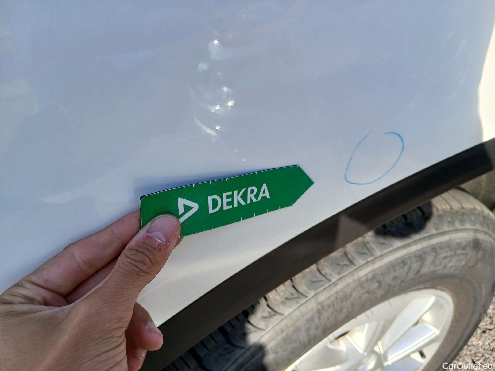  Land Rover  Discovery SSANGYONG Rexton / 2021 / 5P / todoterreno D22DTR 4x4 Pro Auto #24