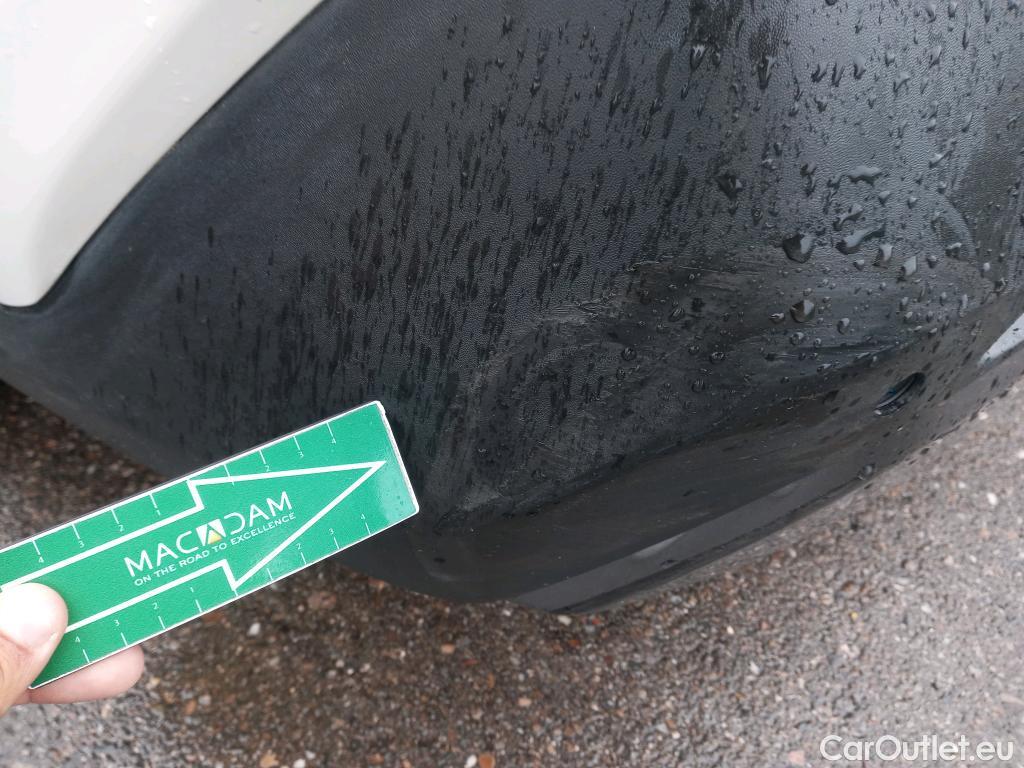  Toyota  RAV4 TOYOTA  / 2018 / 5P / todoterreno 2.5l 220H Luxury #15