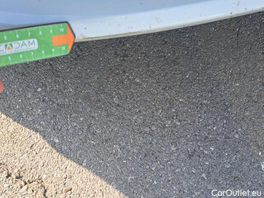  Toyota  C-HR TOYOTA  / 2019 / 5P / todoterreno 1.8 125H Advance #20