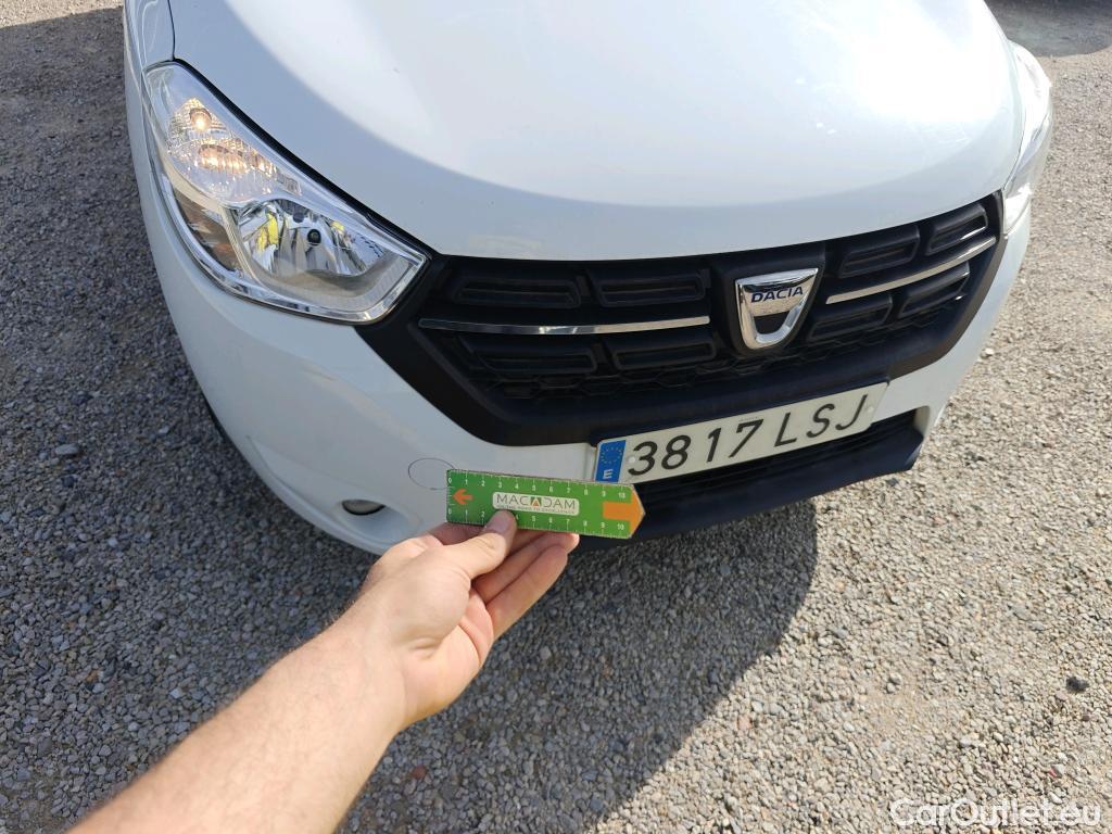  Dacia  Lodgy DACIA  / 2012 / 5P / monovolumen compacto Comfort Blue dCi 70kW (95CV) 7Pl - 18 #33