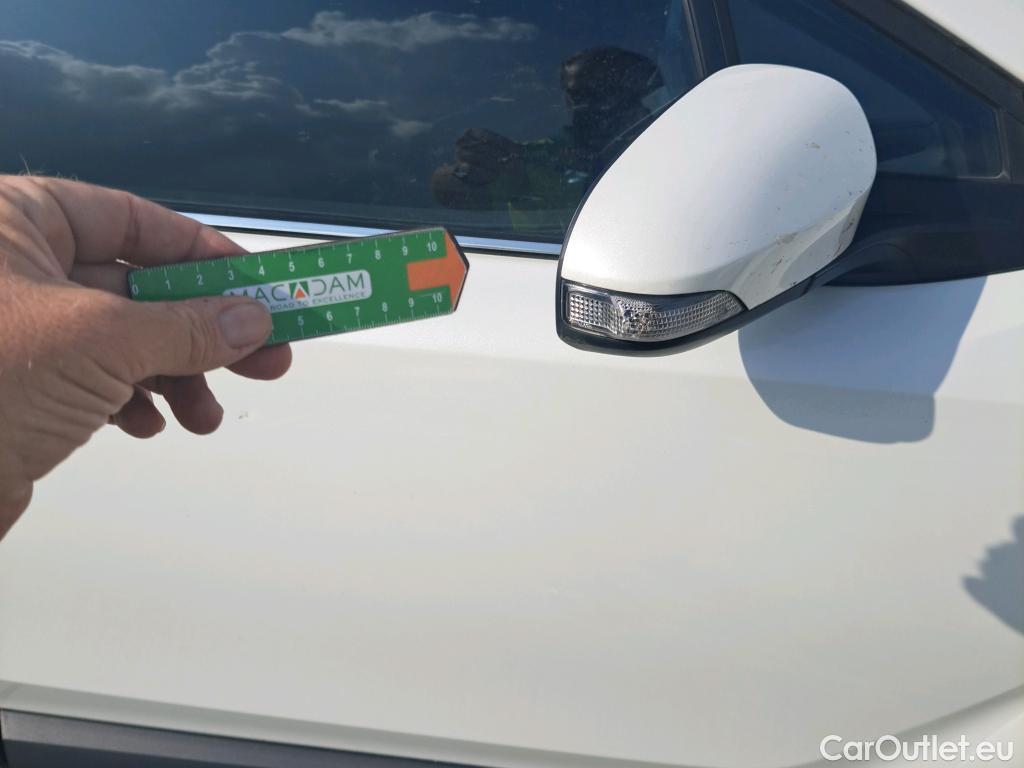  Toyota  C-HR TOYOTA  / 2019 / 5P / todoterreno 1.8 125H Advance #15